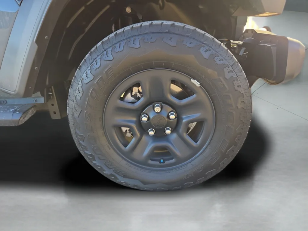 2025 Jeep Gladiator Sport - Photo 35