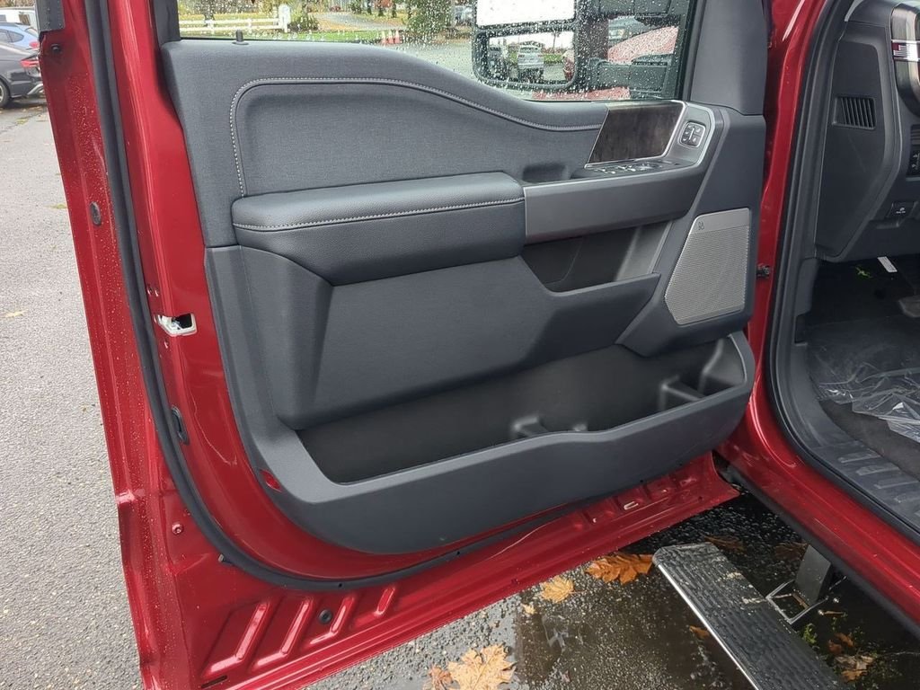 New 2026 Ruby Red Metallic Tinted Clearcoat Ford F-350® Lariat® image 43