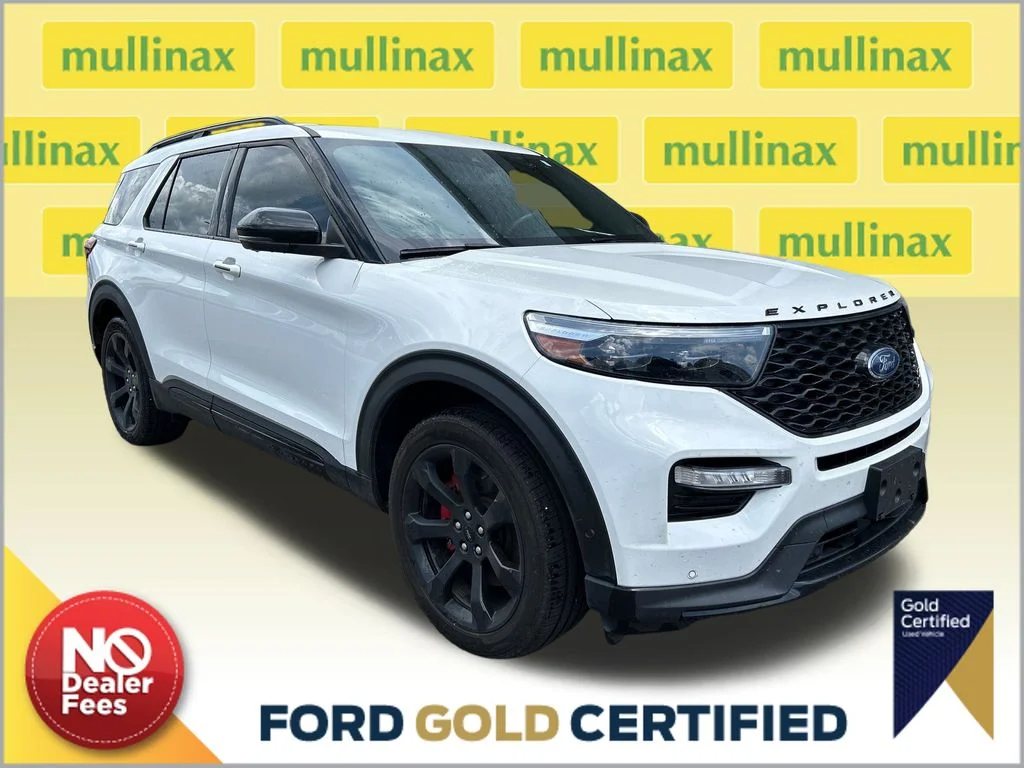 Certified Used 2022 White Ford ST image 1