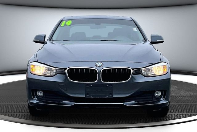 Used 2014 BMW 3 Series 320i with VIN WBA3C3G55ENS68475 for sale in Kansas City