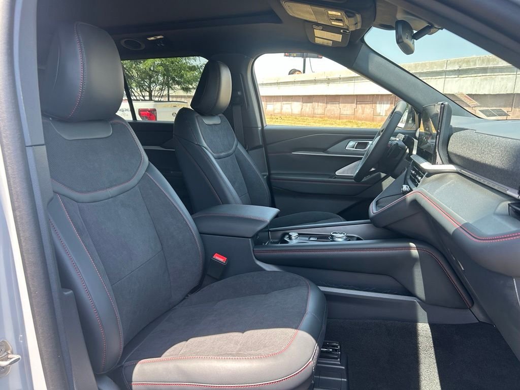 New 2026 Space White Metallic Ford ST image 38
