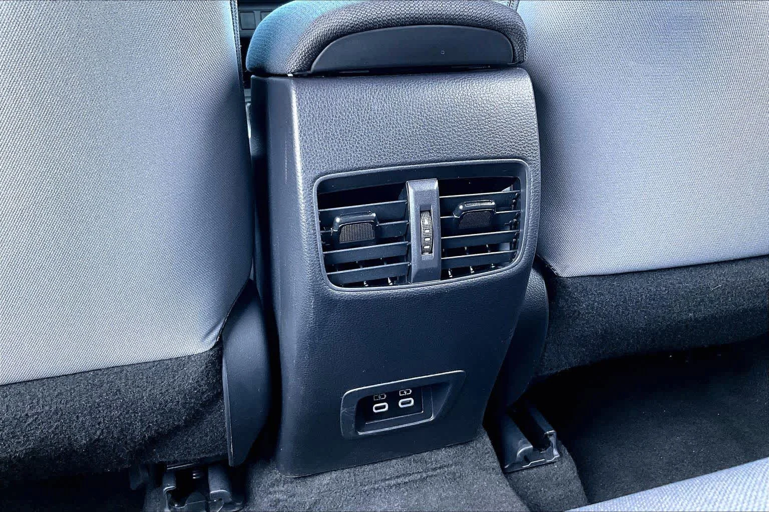 Used 2025 Sonic Silver Toyota Hybrid SE image 34