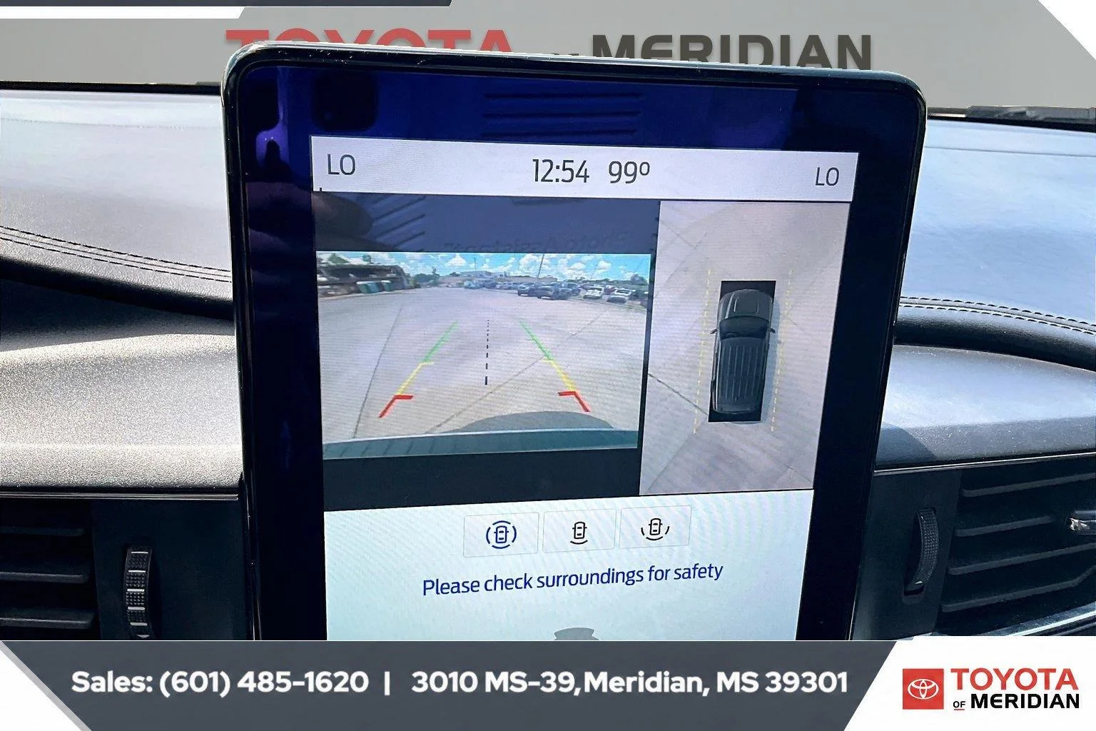 Used 2020 Iconic Silver Ford Platinum image 15