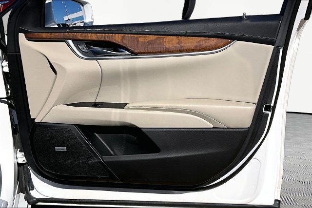 Used 2018 White Cadillac Luxury image 18
