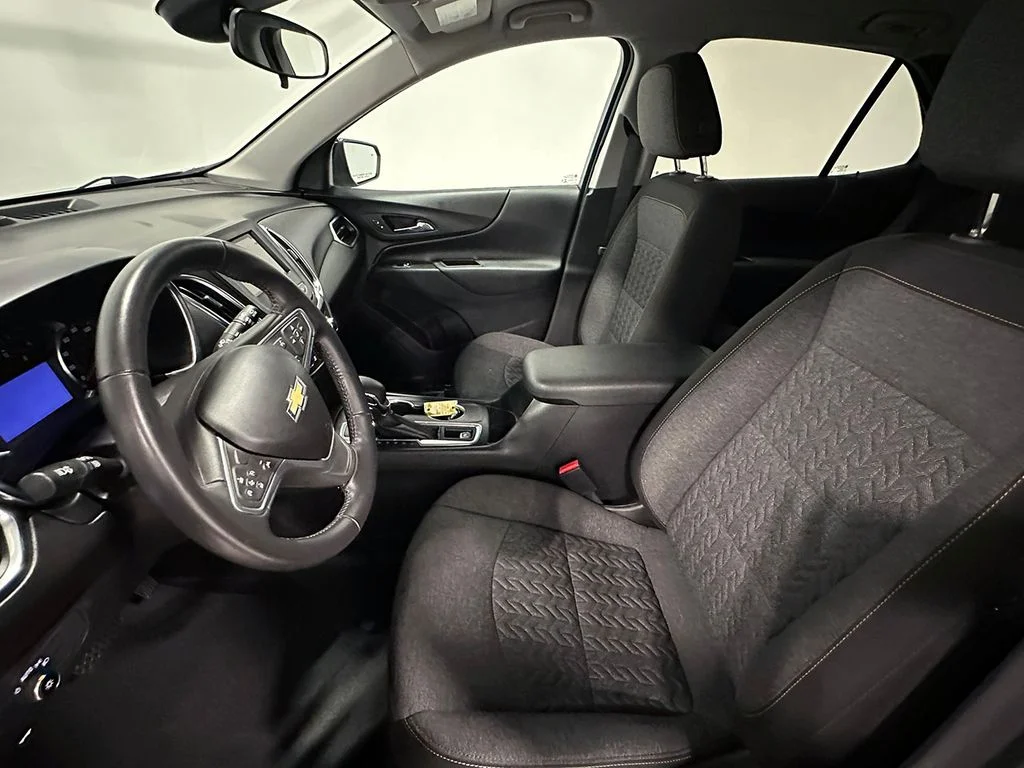 Used 2022 Black Chevrolet LT image 3