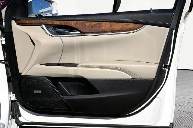 Used 2018 White Cadillac Luxury image 18