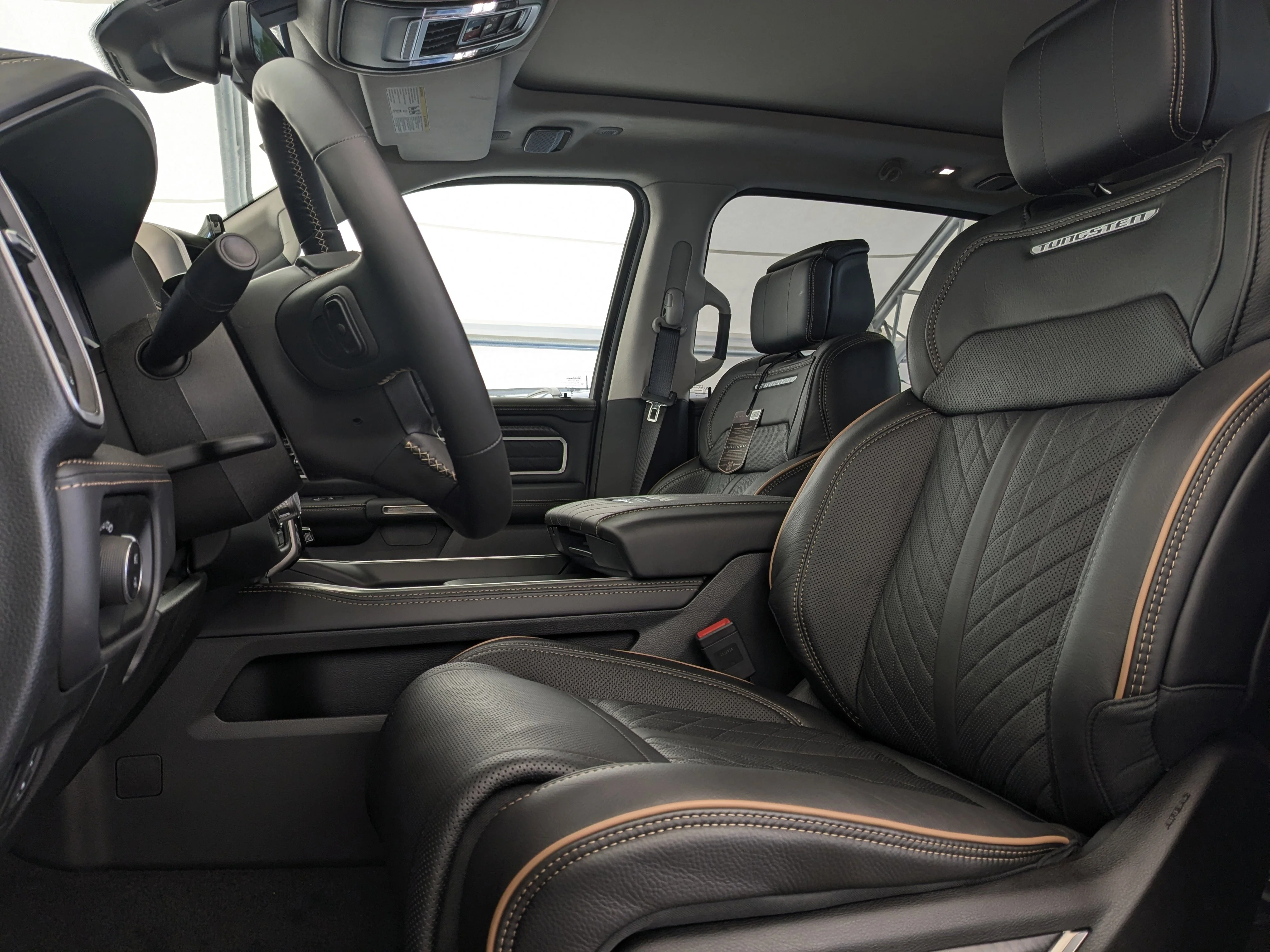 New 2026 Black RAM Tungsten - - 3.0L Hurricane HO T-Turbo - Prem Lthr Bucket Seats - E-Locker Axle & More! image 15
