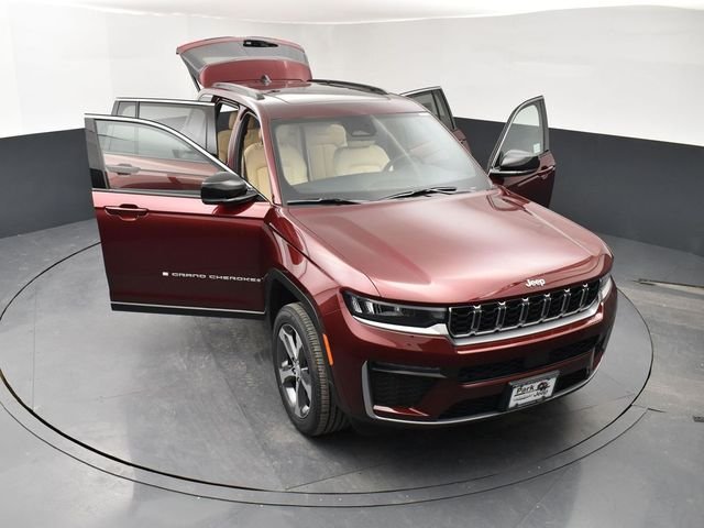 New 2026 Velvet Red Pearl-Coat Exterior Paint Jeep Limited image 25