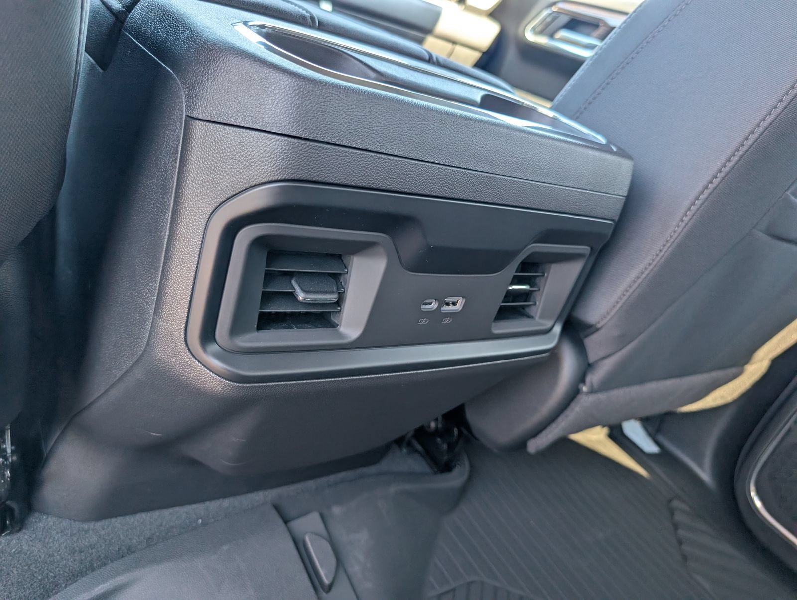 2026 Chevrolet Silverado 1500 LT - Photo 19