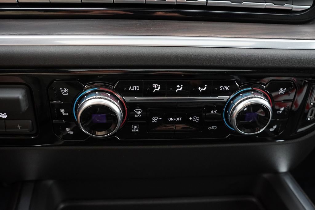 2025 GMC Sierra 3500HD SLT - Photo 30