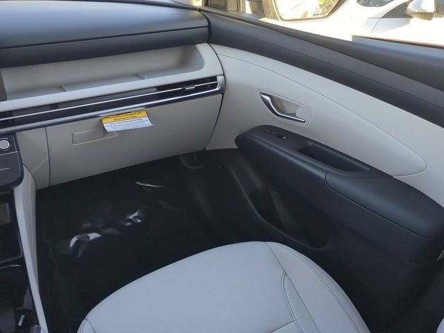 Used 2025 Gray Hyundai SE image 17