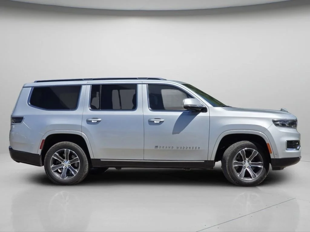 Used 2022 Silver Zynith Jeep Series I image 23