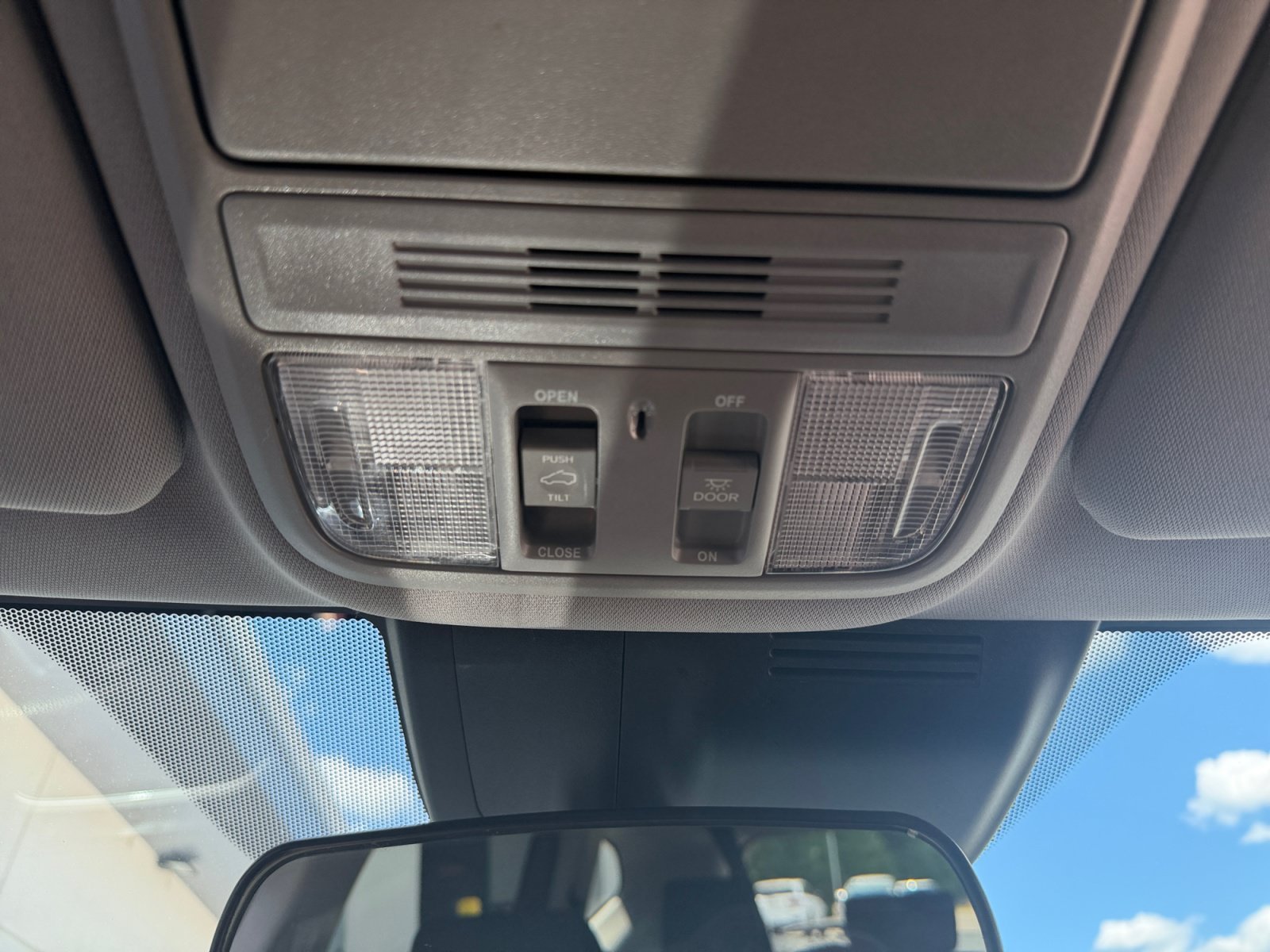 Certified Used 2022 Gray Honda EX image 28