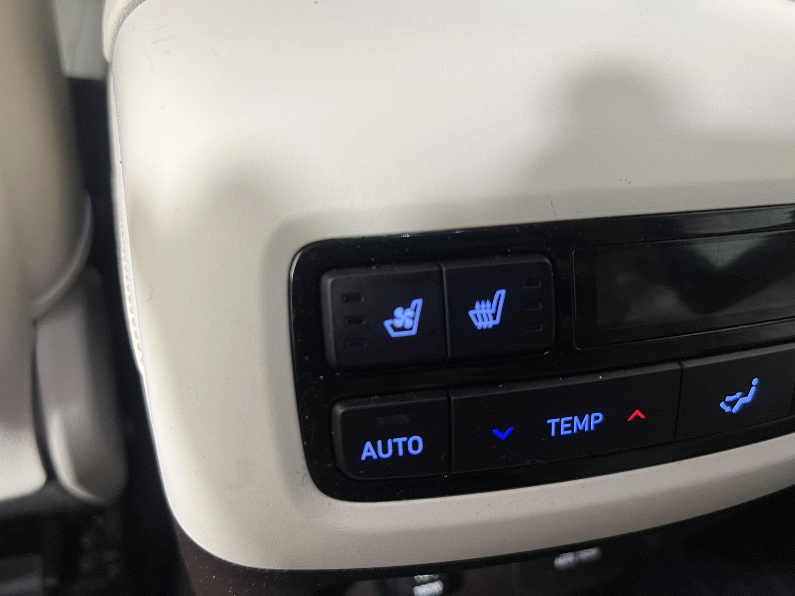 Used 2020 Becketts Black Hyundai Limited image 17