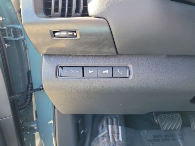 New 2026 Nissan Pathfinder Platinum