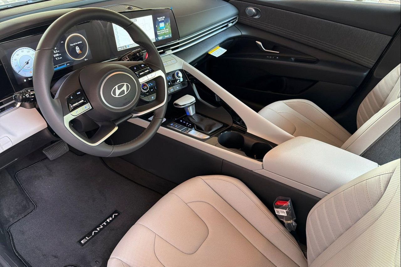 New 2026 White Hyundai Limited image 10
