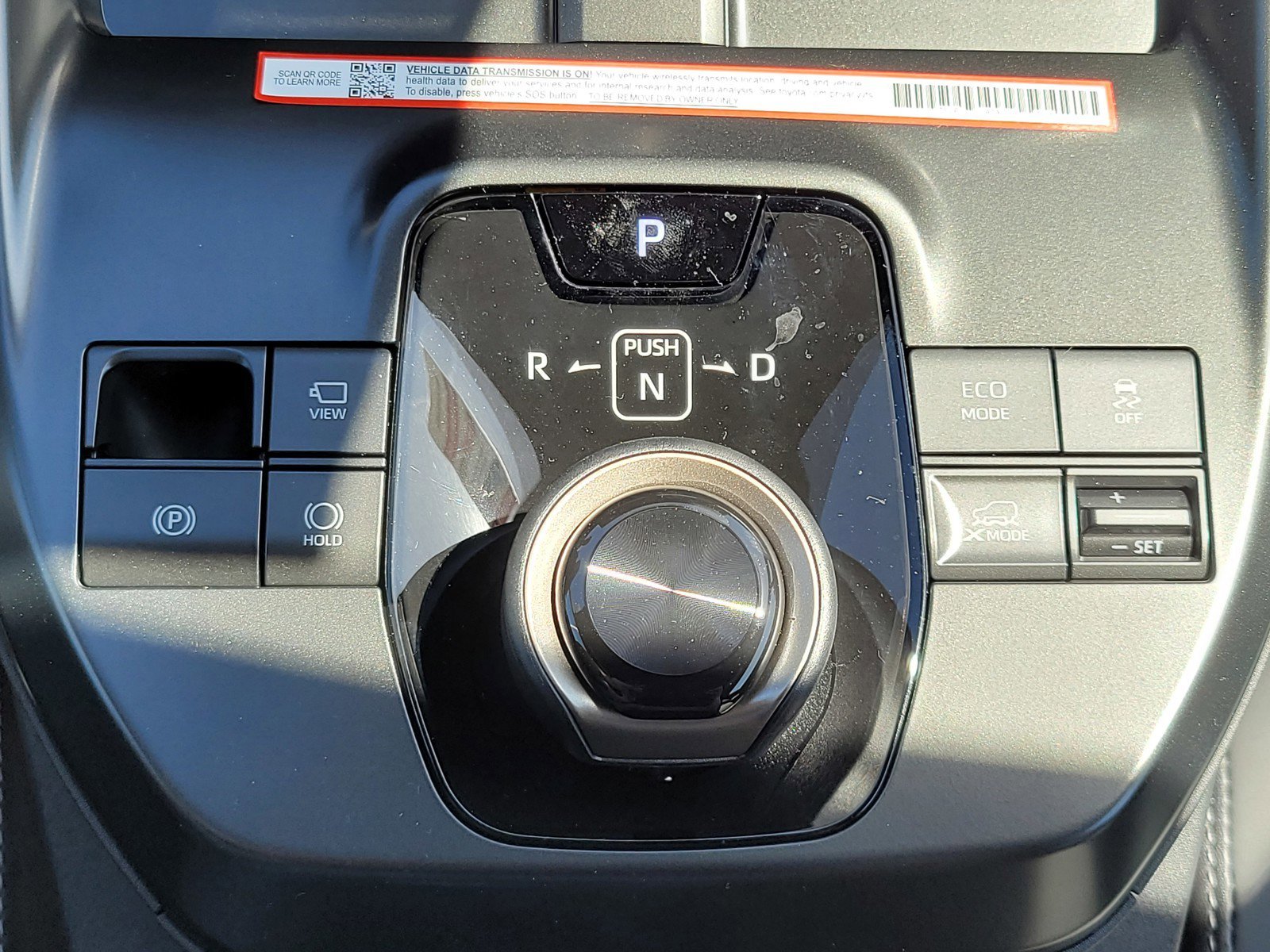 New 2026 Wind Chill Pearl with Midnight Black Metallic roof <sup>1</sup> Toyota  Limited image 10