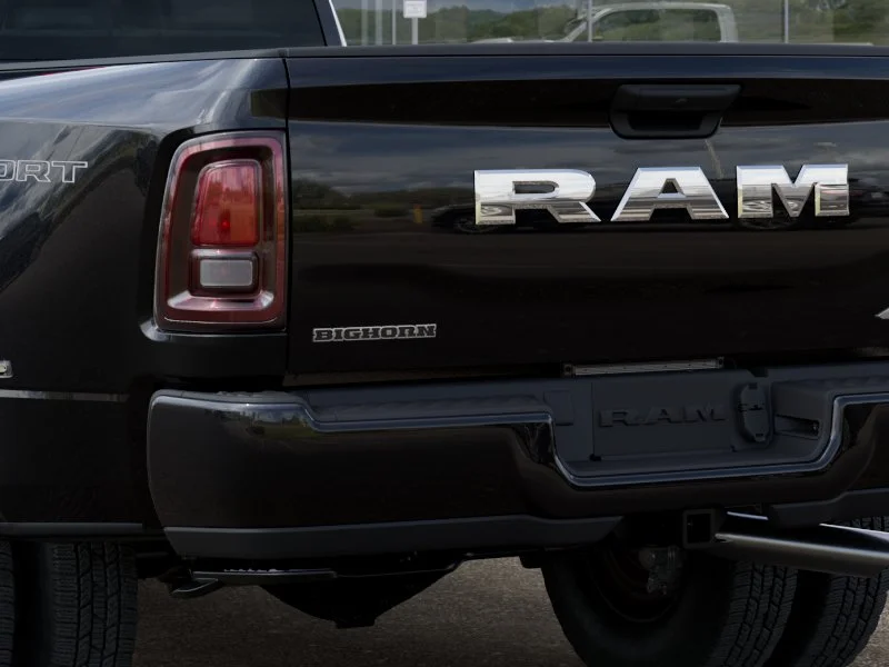 New 2026 Diamond Black Crystal Pearl-Coat Exterior Paint RAM Big Horn image 43