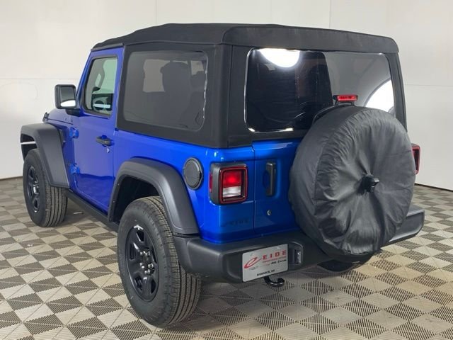 Used 2024 Blue Jeep Sport image 12