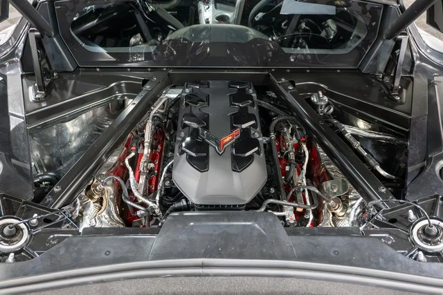 2027 Chevrolet Corvette 2LT - Photo 21