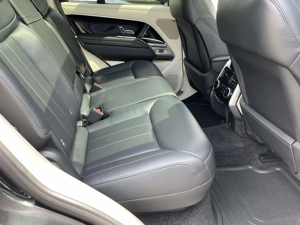 2023 Land Rover Range Rover SE - Photo 20