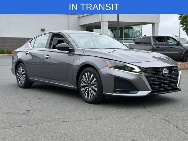 Used 2024 Gray Nissan 2.5 SV image 15