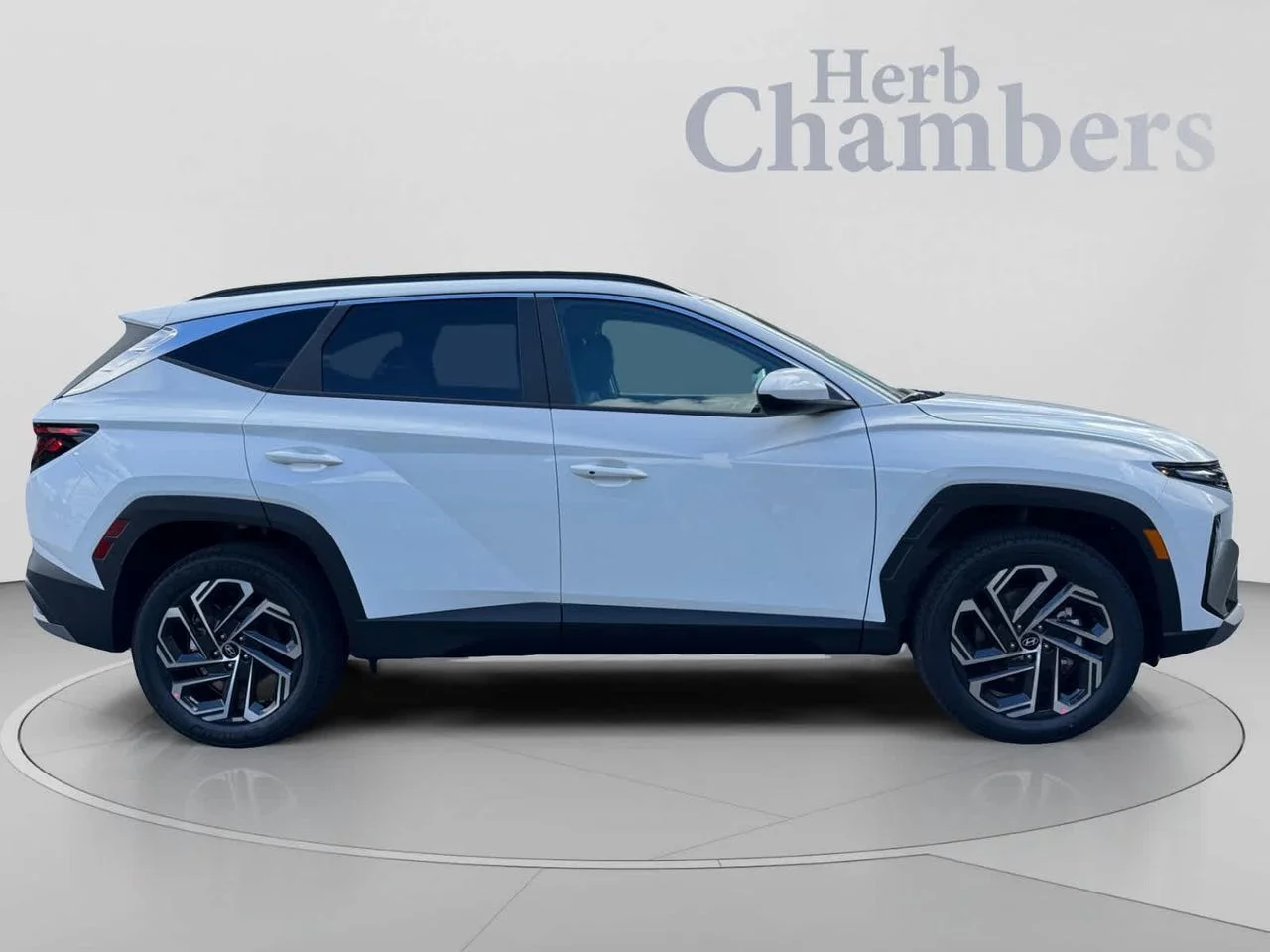 New 2026 White Hyundai SEL Plus AWD image 10