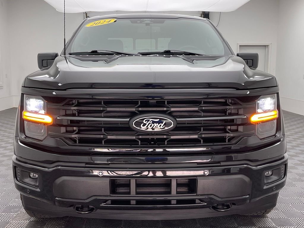Used 2024 Black Metallic Ford XLT image 12