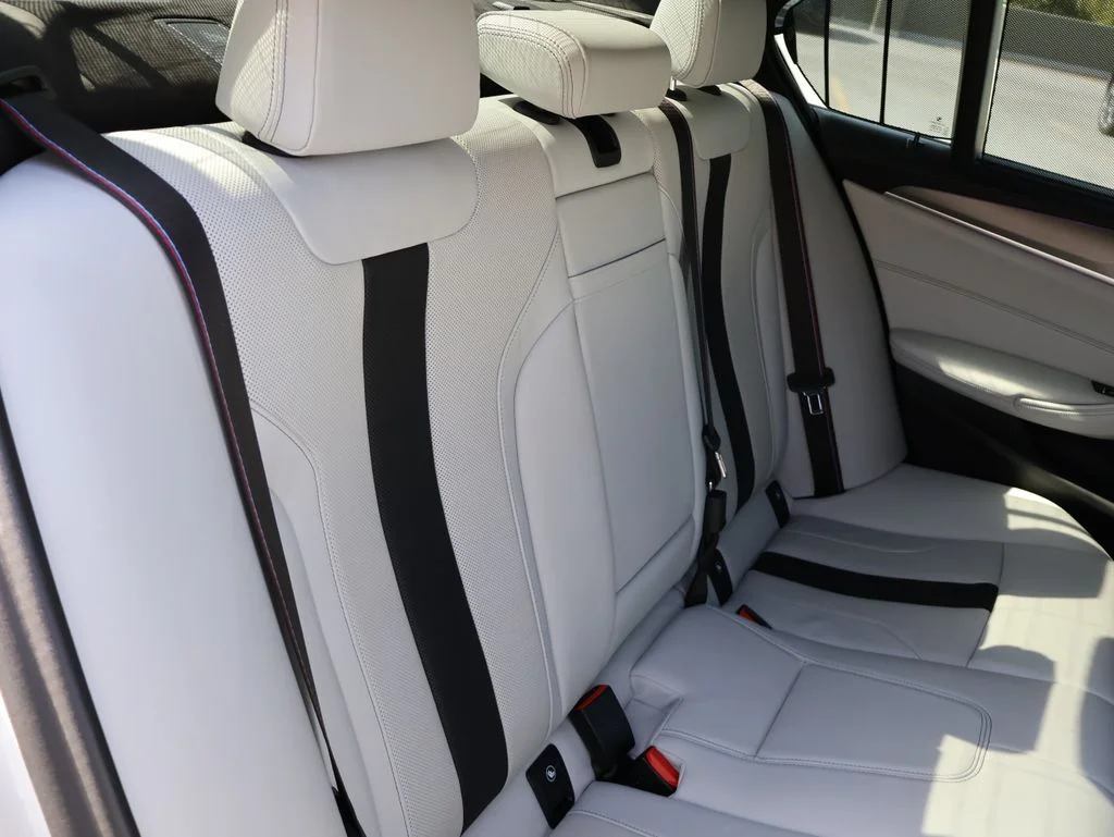 Used 2023 Alpine White BMW Base image 14