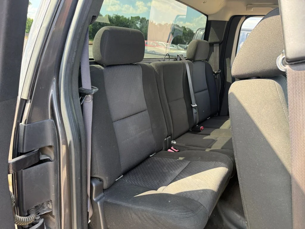 Used 2010 Beige Chevrolet LT image 8