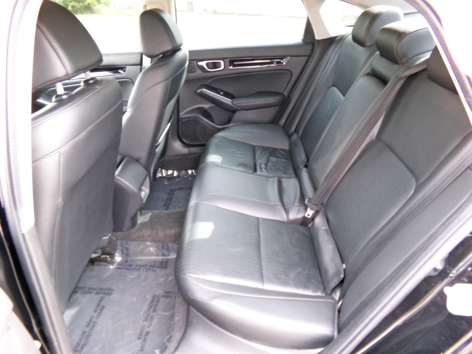 2024 Honda Civic Touring - Photo 14
