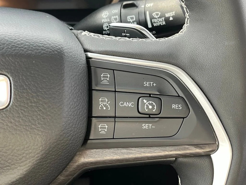 Used 2024 Gray Jeep Anniversary Edition 4xe image 18