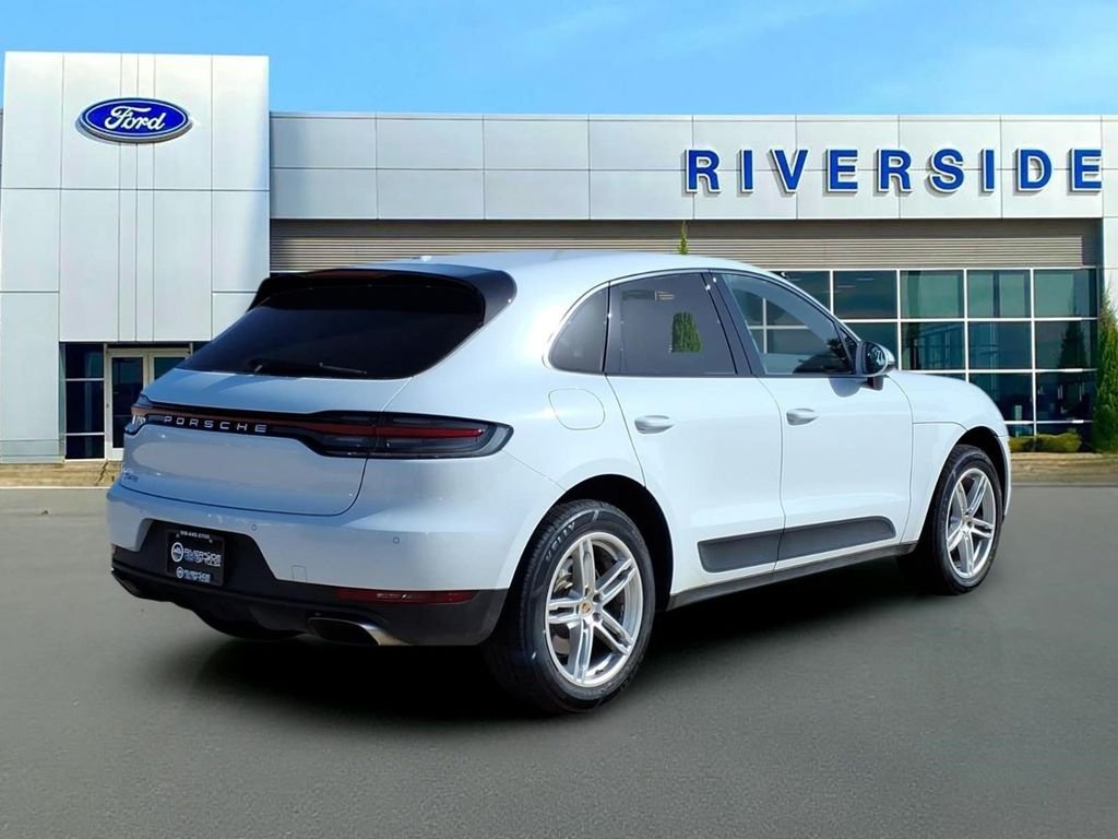 Used 2020 White Porsche Base image 7