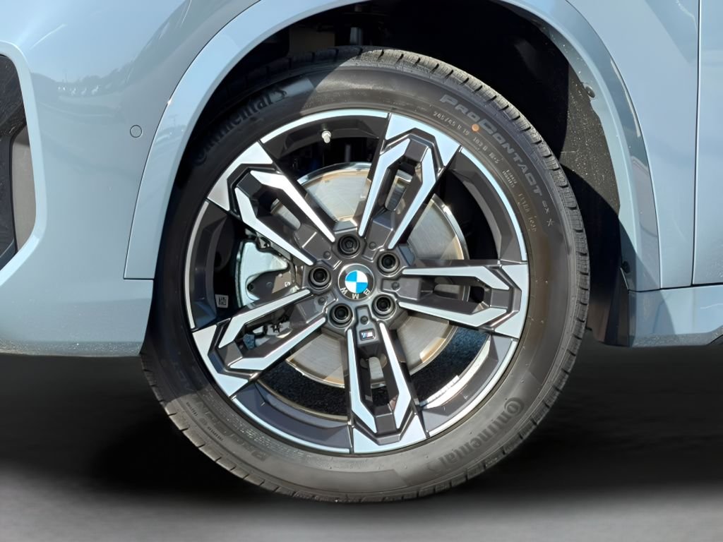 New 2026 Storm Bay Metallic BMW xDrive28i image 27