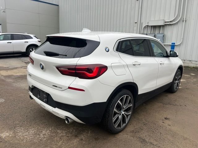 Used 2021 White BMW xDrive28i image 6