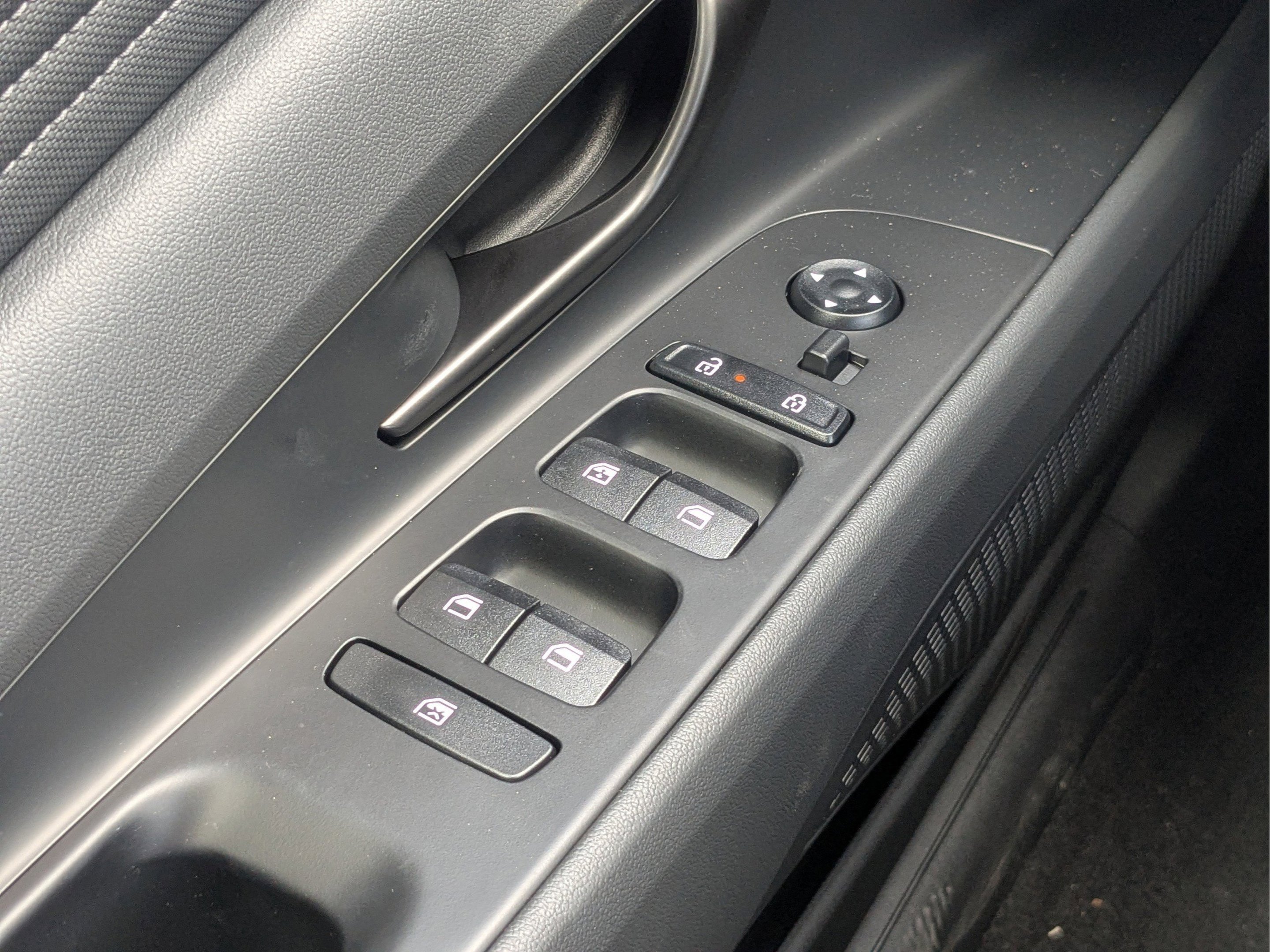 New 2026 Amazon Gray Hyundai SEL Sport image 26