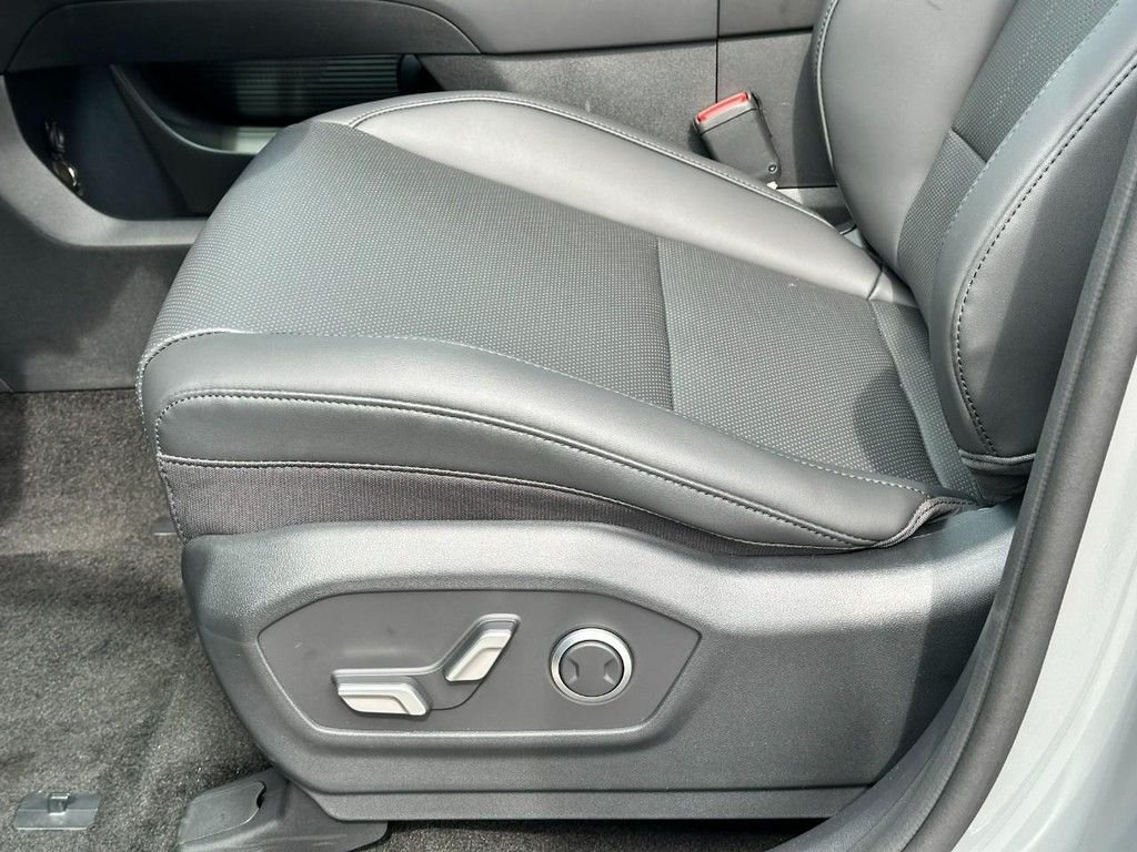2026 Hyundai Santa Fe XRT - Photo 11