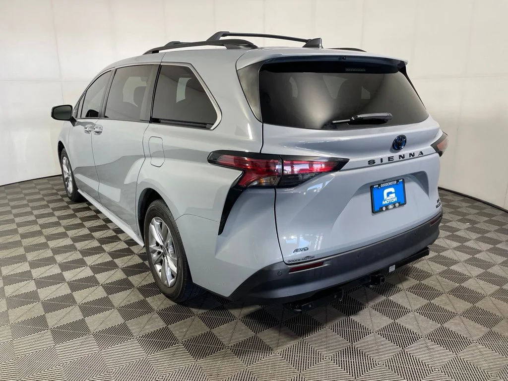 Used 2022 Gray Toyota Woodland Edition image 5