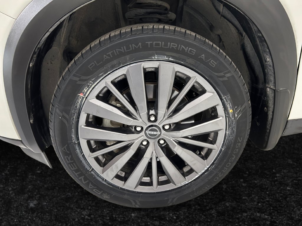 Used 2024 White Nissan SL image 26