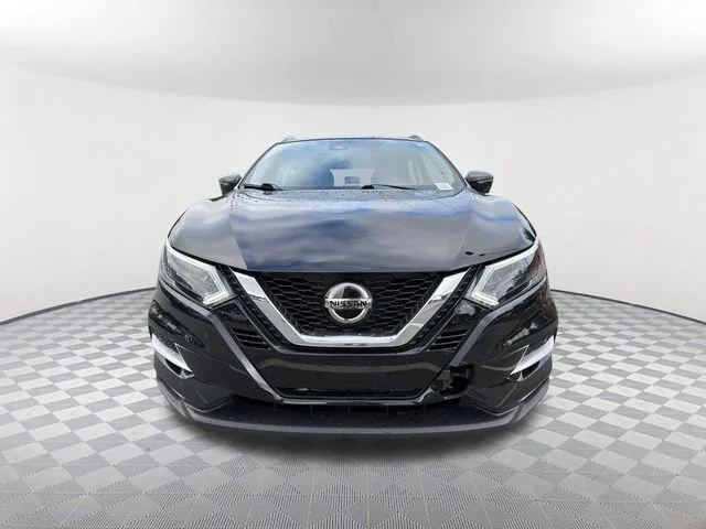 Used 2022 Black Nissan SL FWD Xtronic CVT image 2