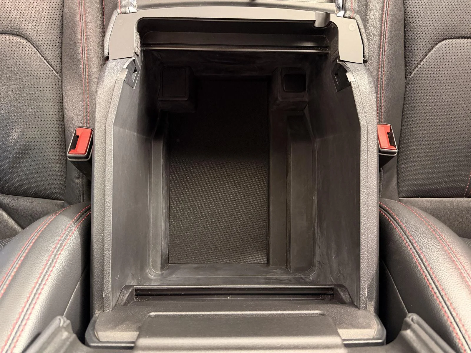 Used 2022 Dark Matter Gray Ford Limited image 35