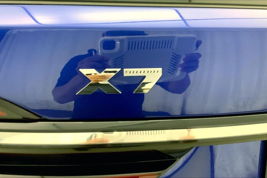 Used 2026 Marina Bay Blue Metallic BMW  image 7