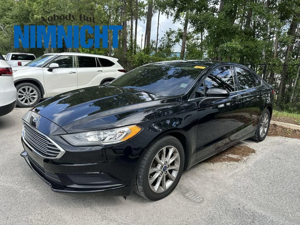 2017 Ford Fusion SE FWD's photo