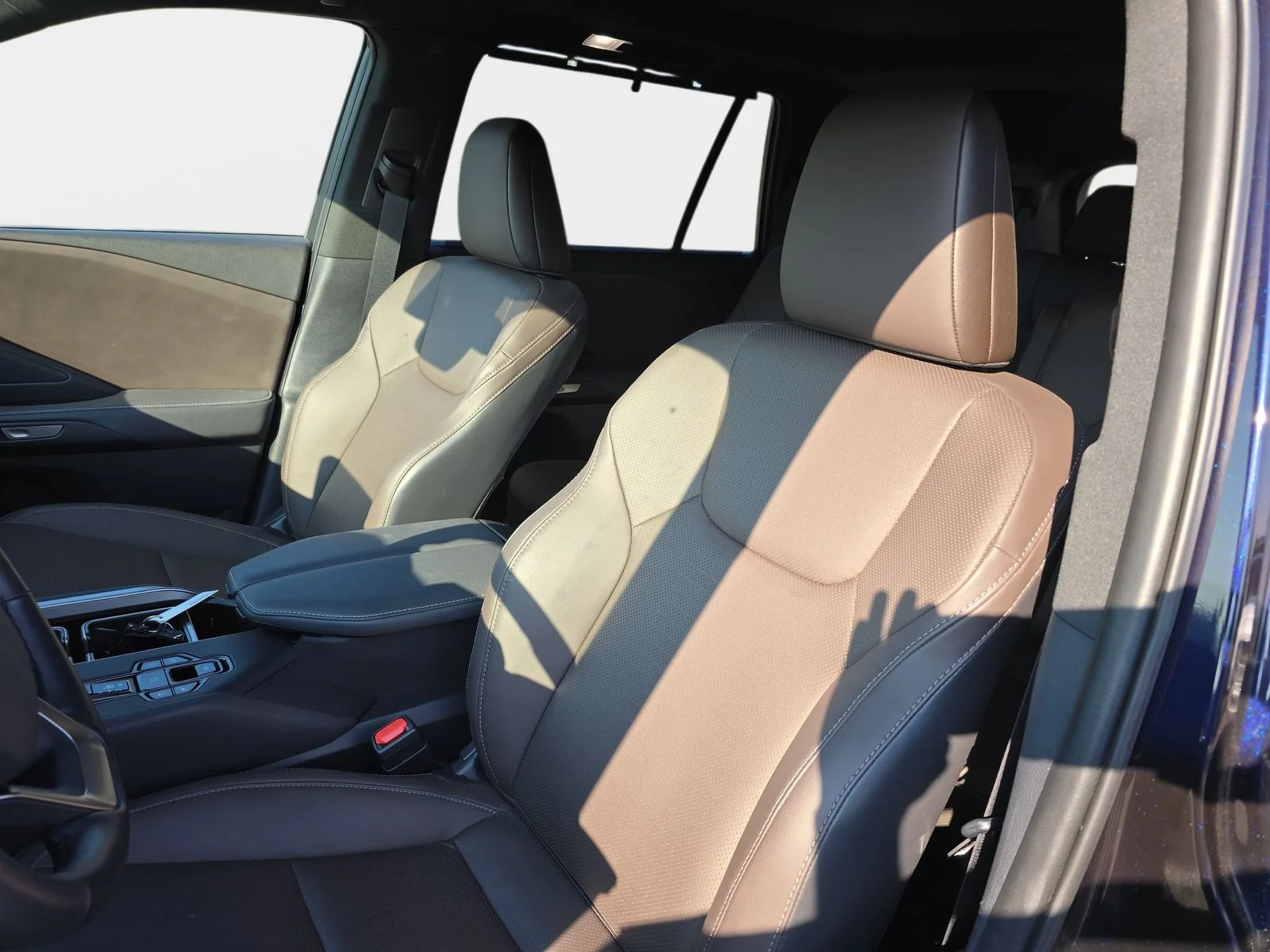 Used 2025 Mica Lexus 350 Premium image 10