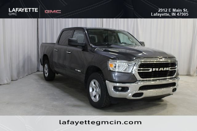 2020 RAM 1500 Big Horn/Lone Star 4x4 Crew Cab 5'7's photo