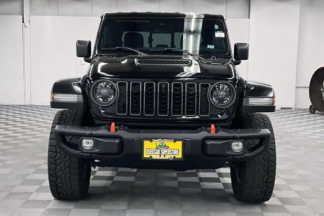 Used 2024 Black Clearcoat Jeep Mojave image 4