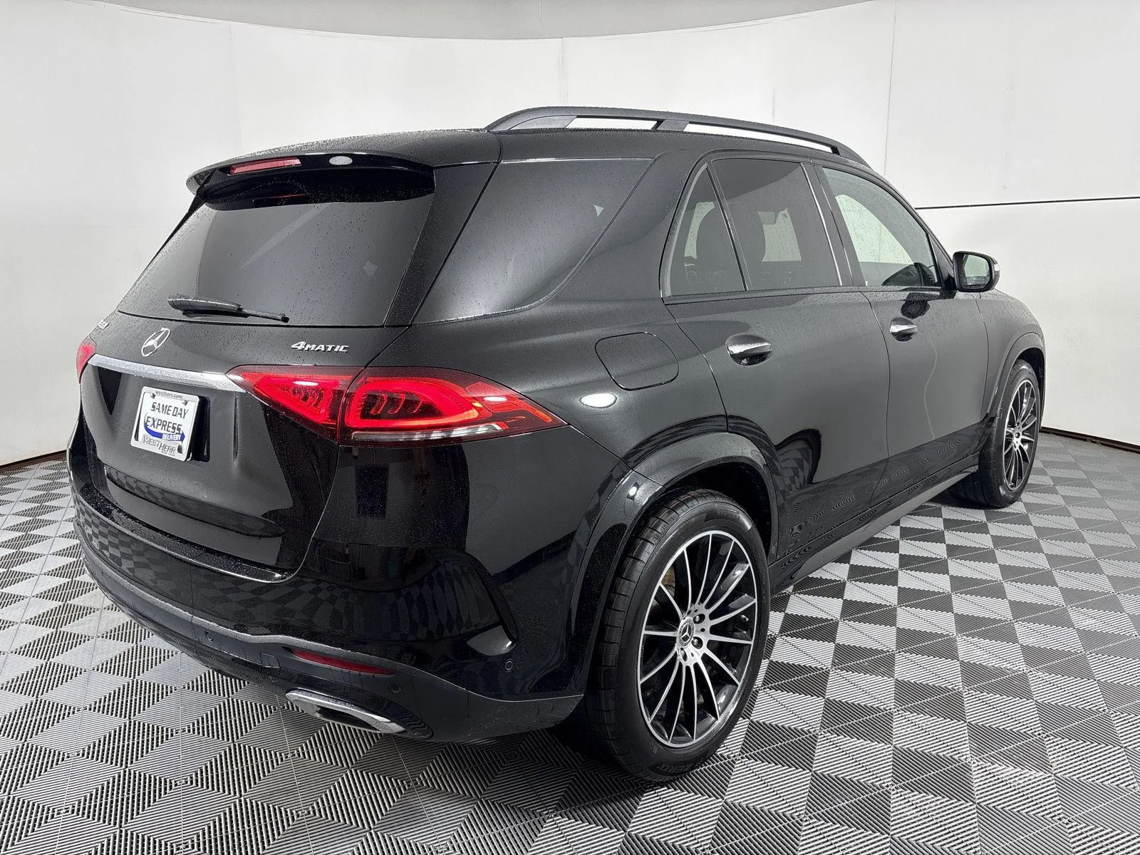 Used 2023  Mercedes-Benz GLE 450 image 21