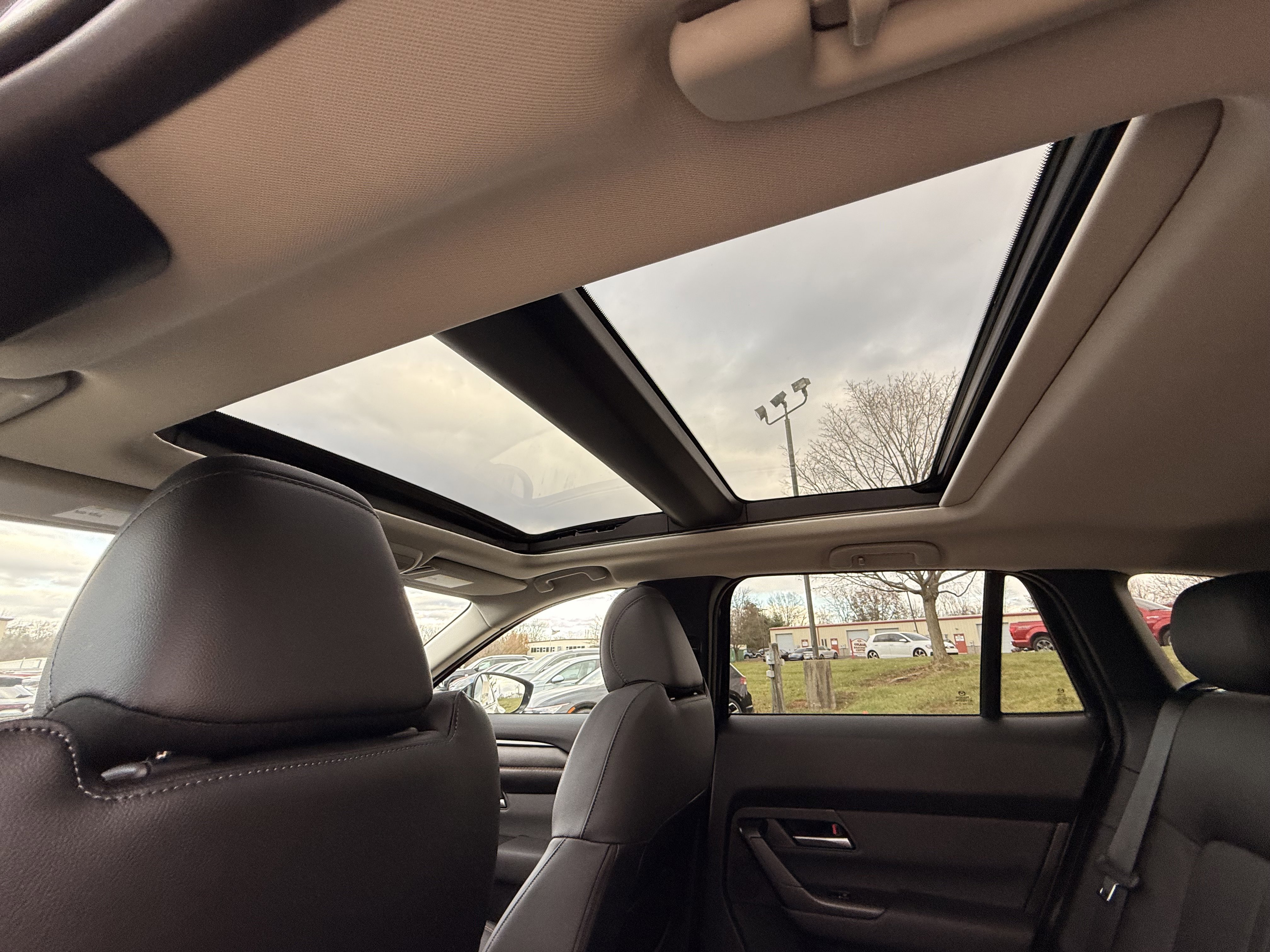 2026 Mazda CX-50 Premium - Photo 7