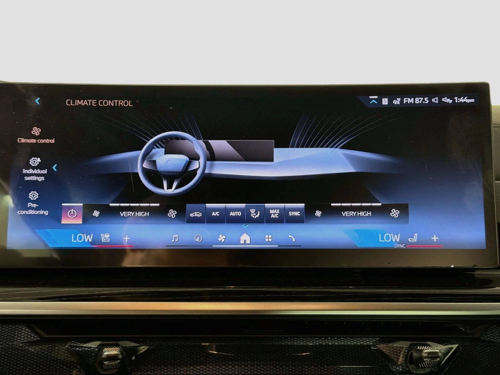 New 2026 Dravit Grey Metallic BMW xDrive50e image 16