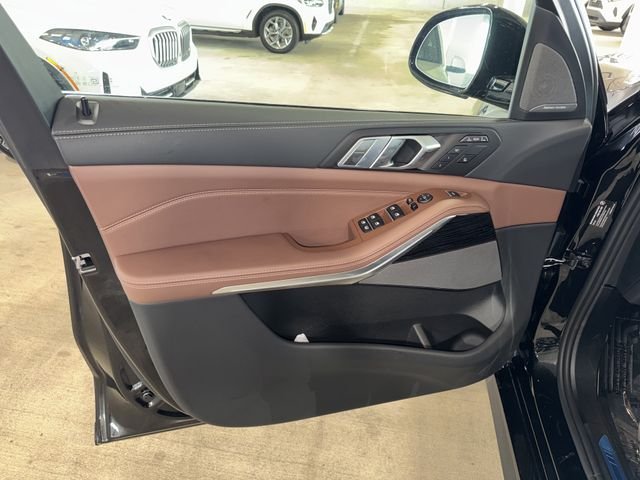 New 2027 Black Sapphire Metallic BMW xDrive40i image 12